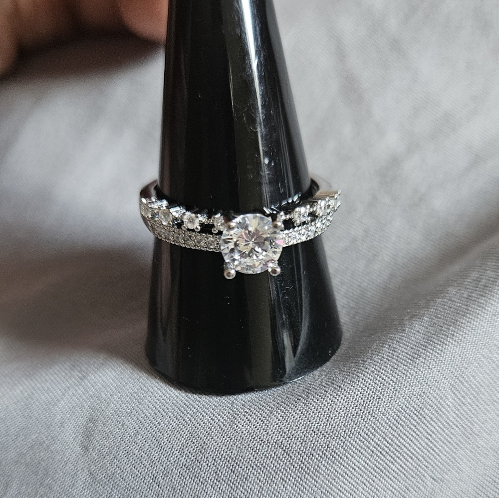 Elegant Silver Ring with Moissanite adjustable bands
